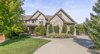 18664 Oregon Circle, Elkhorn