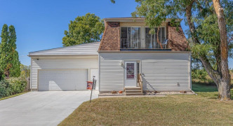 1122 N 107th Avenue, Omaha