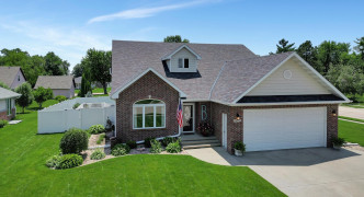 2601 Evergreen Circle, Beatrice