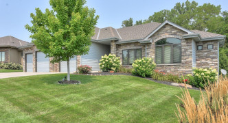 20610 Pine Street, Elkhorn