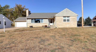 202 E Elk Street, Hooper