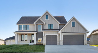 5433 Kestrel Parkway, Elkhorn