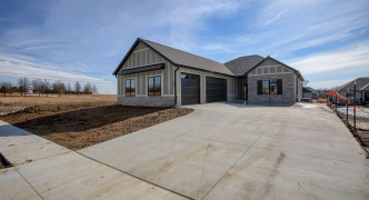 9737 Hillcrest Trail, Lincoln