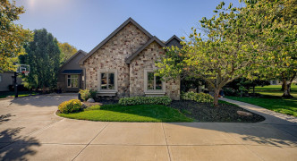 1228 Ranch View Lane, Omaha