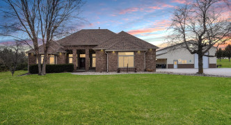 9711 Choke Cherry Lane, Papillion