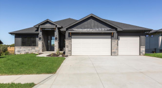 20632 Woodridge Drive, Gretna