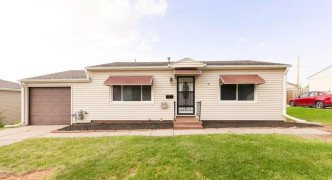 7010 Emiline Street, La Vista
