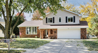 644 S 215th Street, Elkhorn