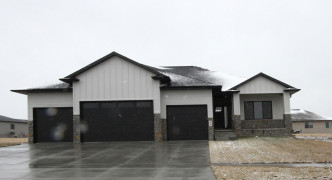 7646 Isidore Drive, Lincoln