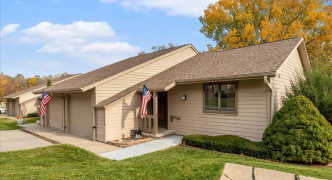 1114 ARBOR RIDGE Drive, COUNCIL BLUFFS