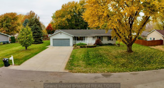 1704 Roberta Ave , Grand Island