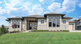 12357 Schirra Street, Papillion