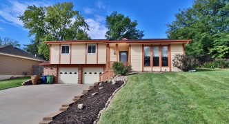 7504 S 47th Street, Omaha