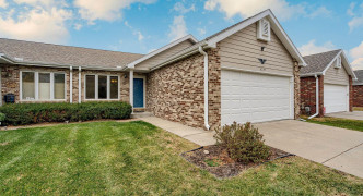 8234 Karl Ridge Road, Lincoln