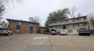 12131 & 12135 Lisa Circle, Omaha