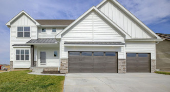 20702 Kansas Avenue, Elkhorn