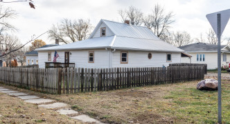 506 CENTER Street, SHELBY