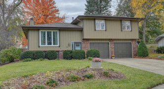 903 Sherman Circle, Papillion