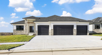 5408 N 196th Avenue, Elkhorn