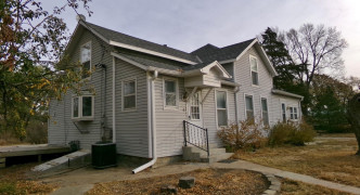 125 N Douglas Street, Blue Springs