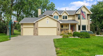 20102 Pearl Drive, Gretna