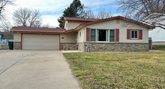 4214 Linden Drive , Kearney