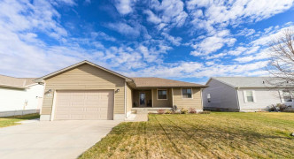 215 Buffalo Grass St. , Grand Island