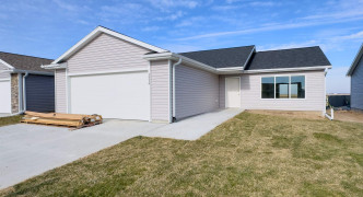 2214 E 38th Street , Kearney