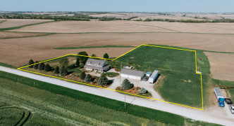 1157 N 55TH RD