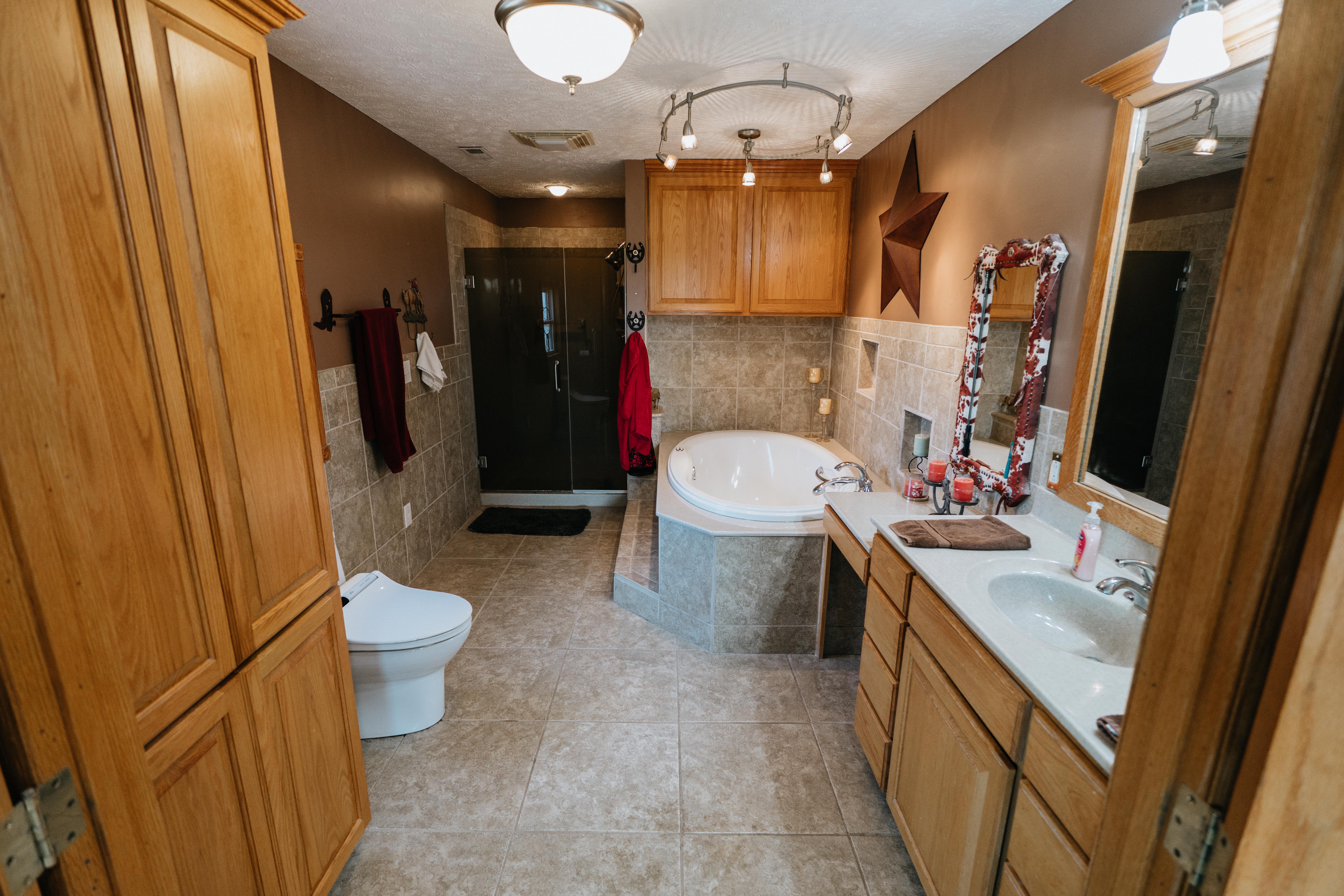 1157 N 55TH RD - image 24