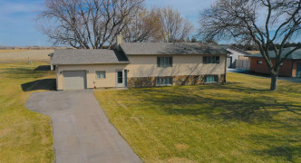 1465 S Wabash Avenue , Hastings