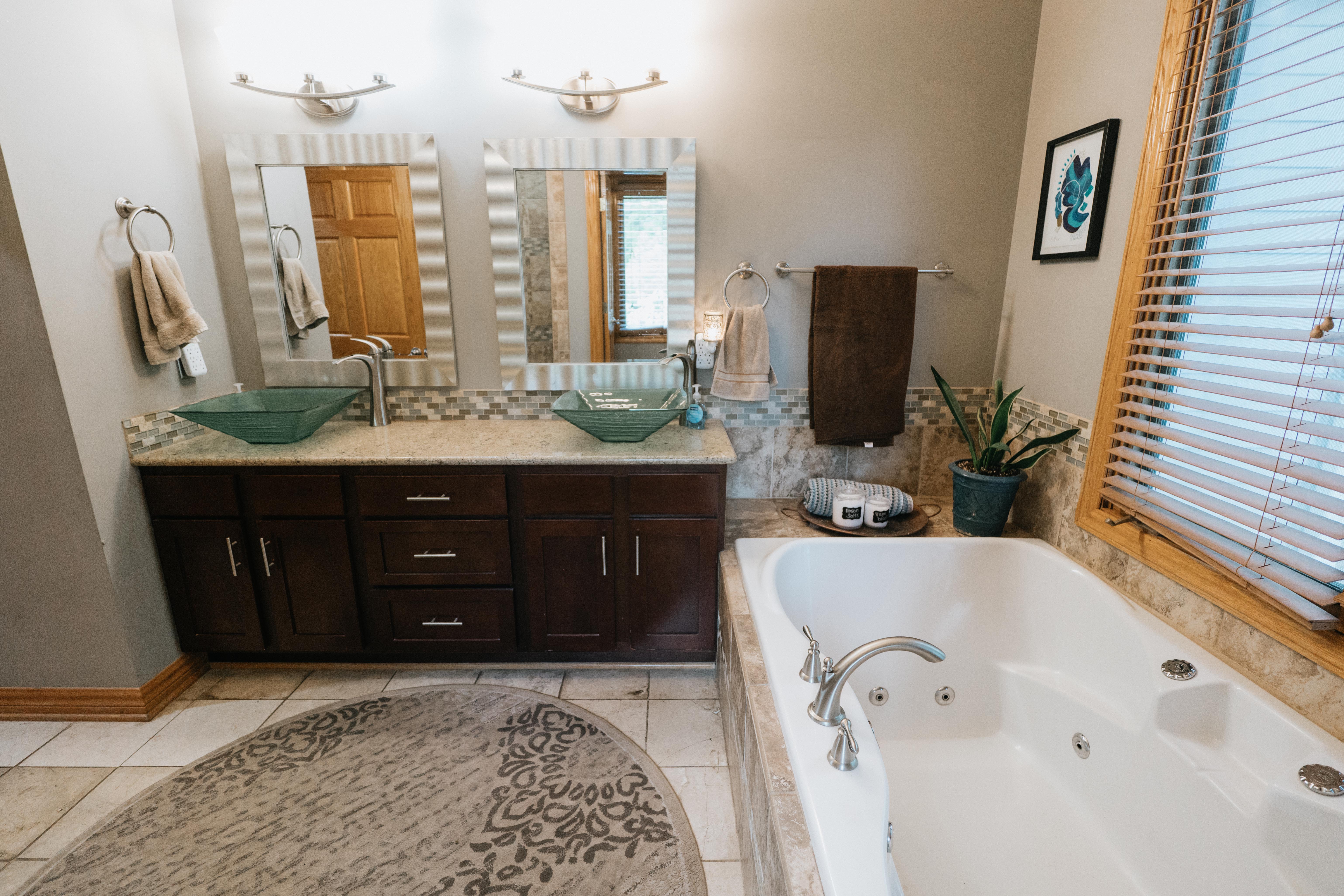 10955 N 58th Plaza - image 19