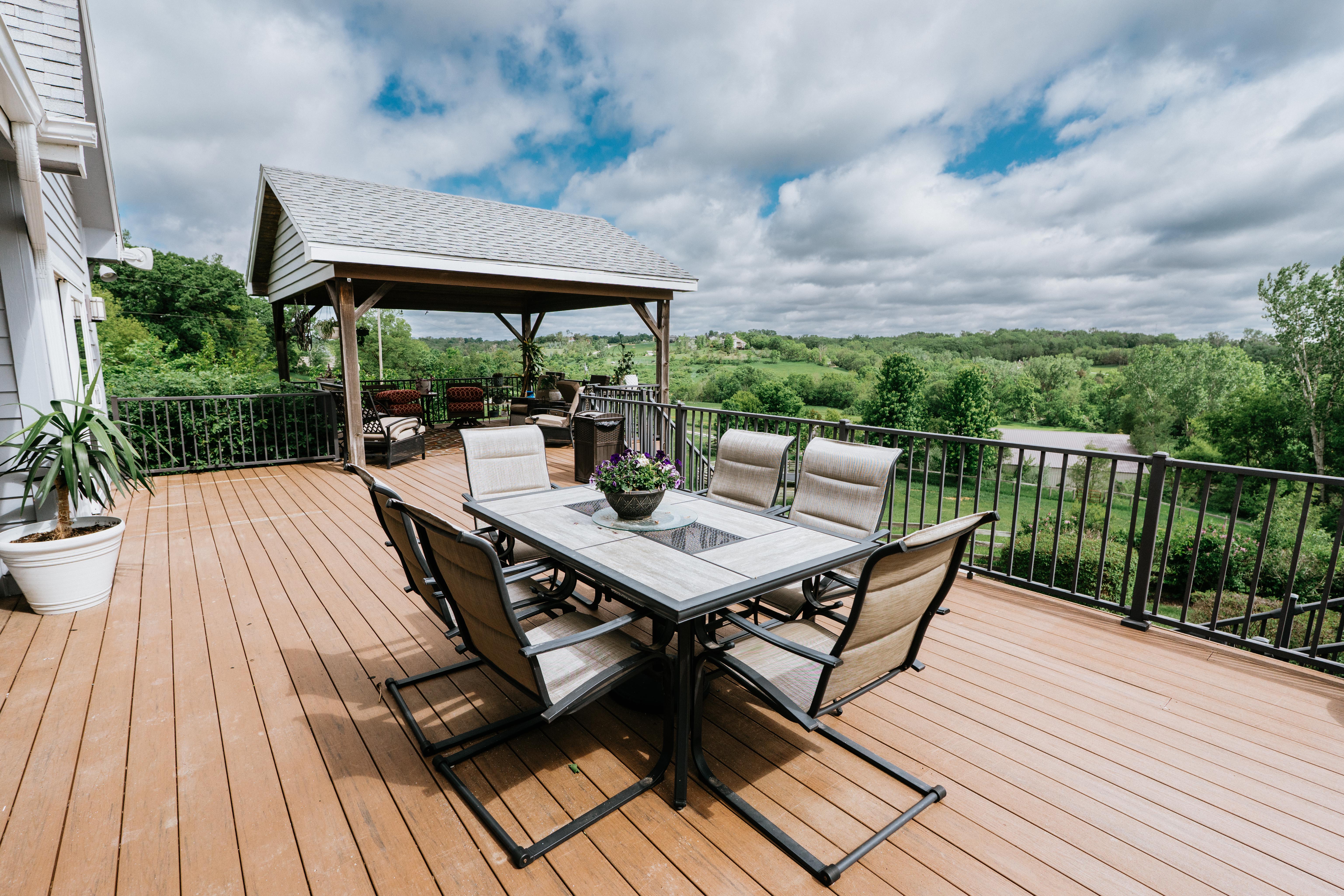 10955 N 58th Plaza - image 32
