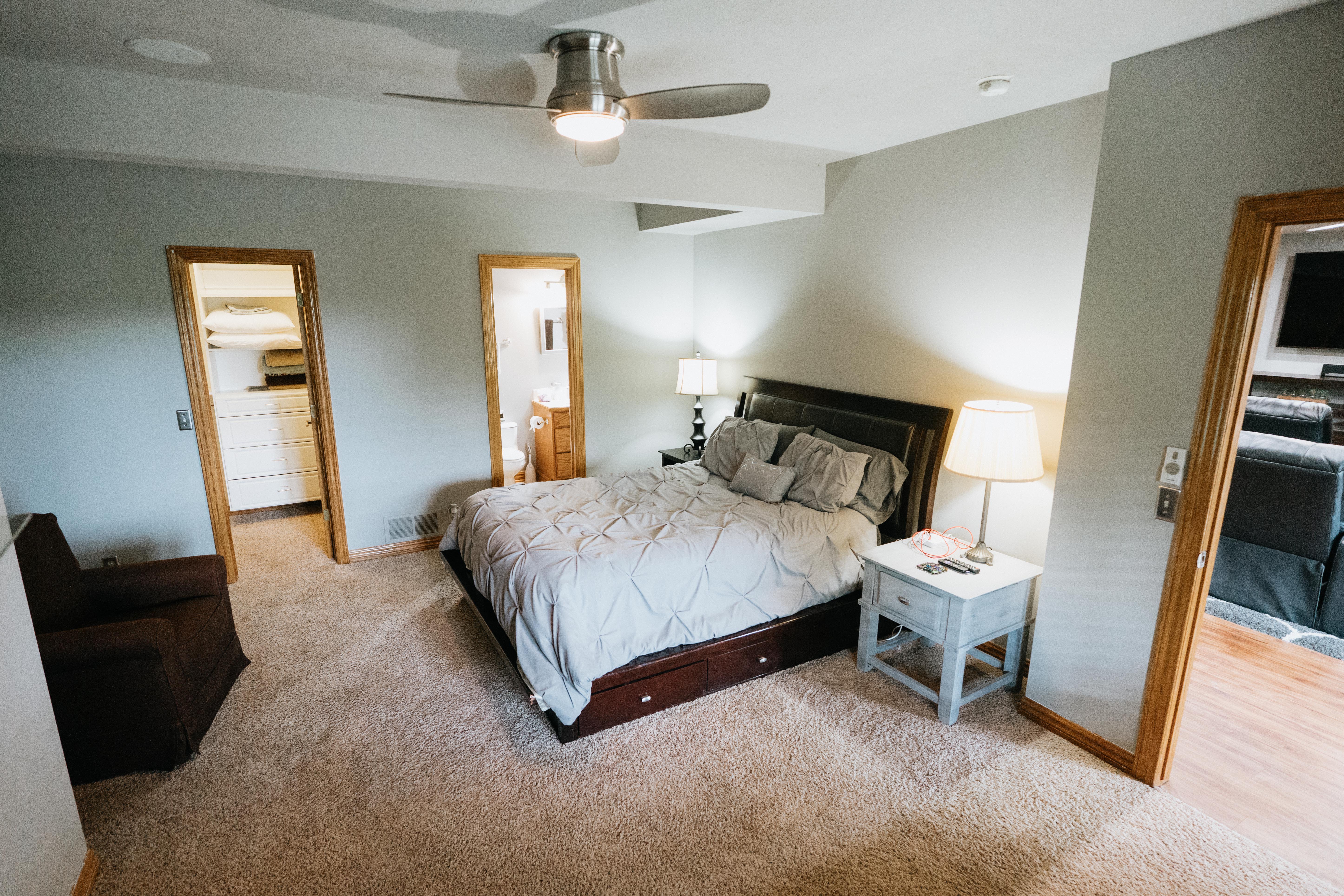 10955 N 58th Plaza - image 16