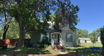 11 N Cedar Street , Red Cloud