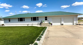 1007 Walnut St , Wood River