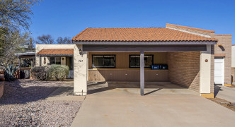 921 S Clara Vista Circle, Green Valley