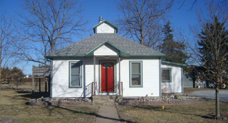 401 S Smith , Kenesaw