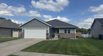 606 N 2nd Avenue , Hastings