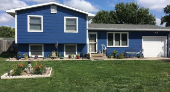 1227 E 5th Street , Hastings