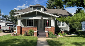1918 W 3rd Street , Hastings