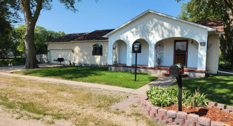 804 Curtis Street , Grand Island