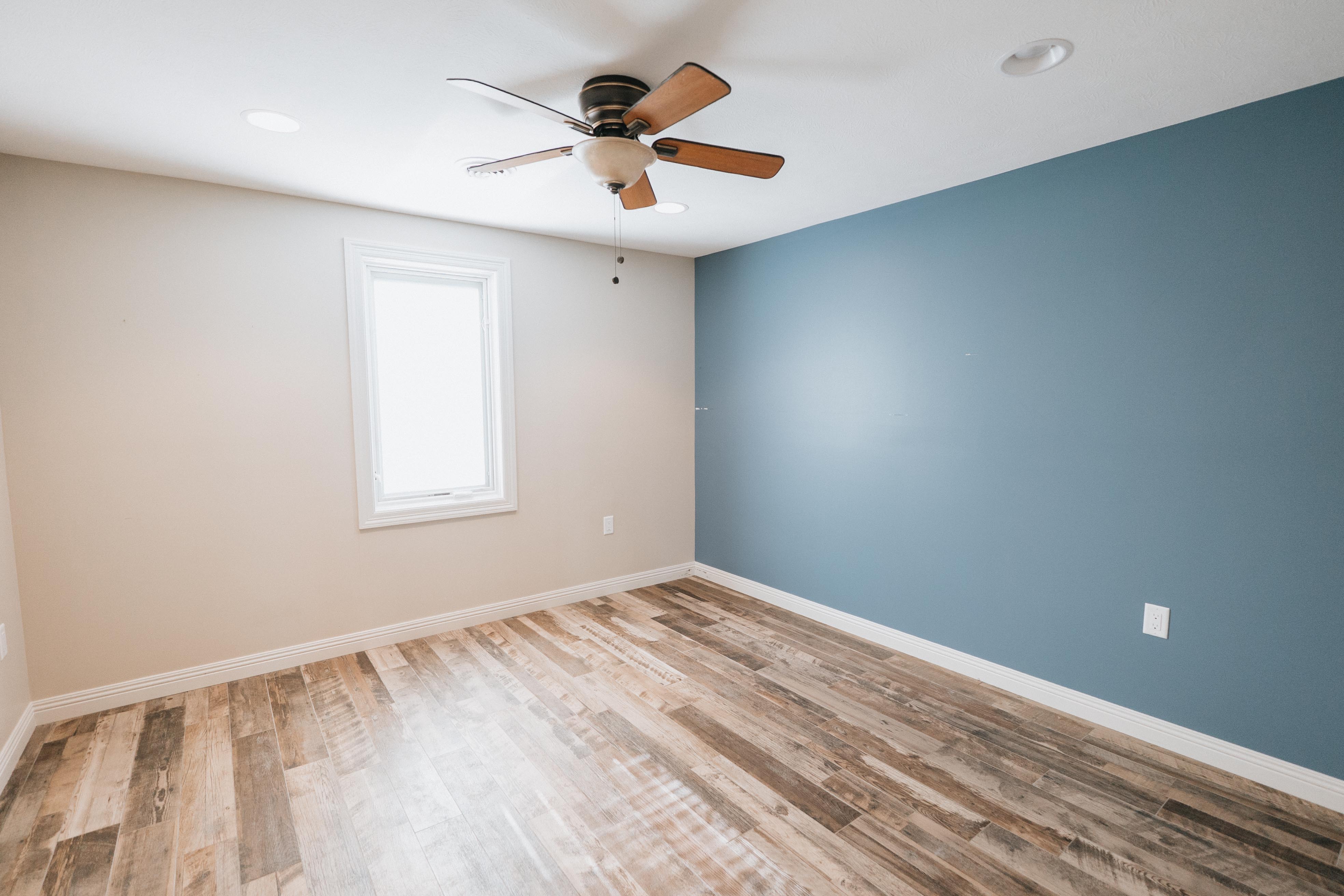 56 North Point Drive 13 - image 17