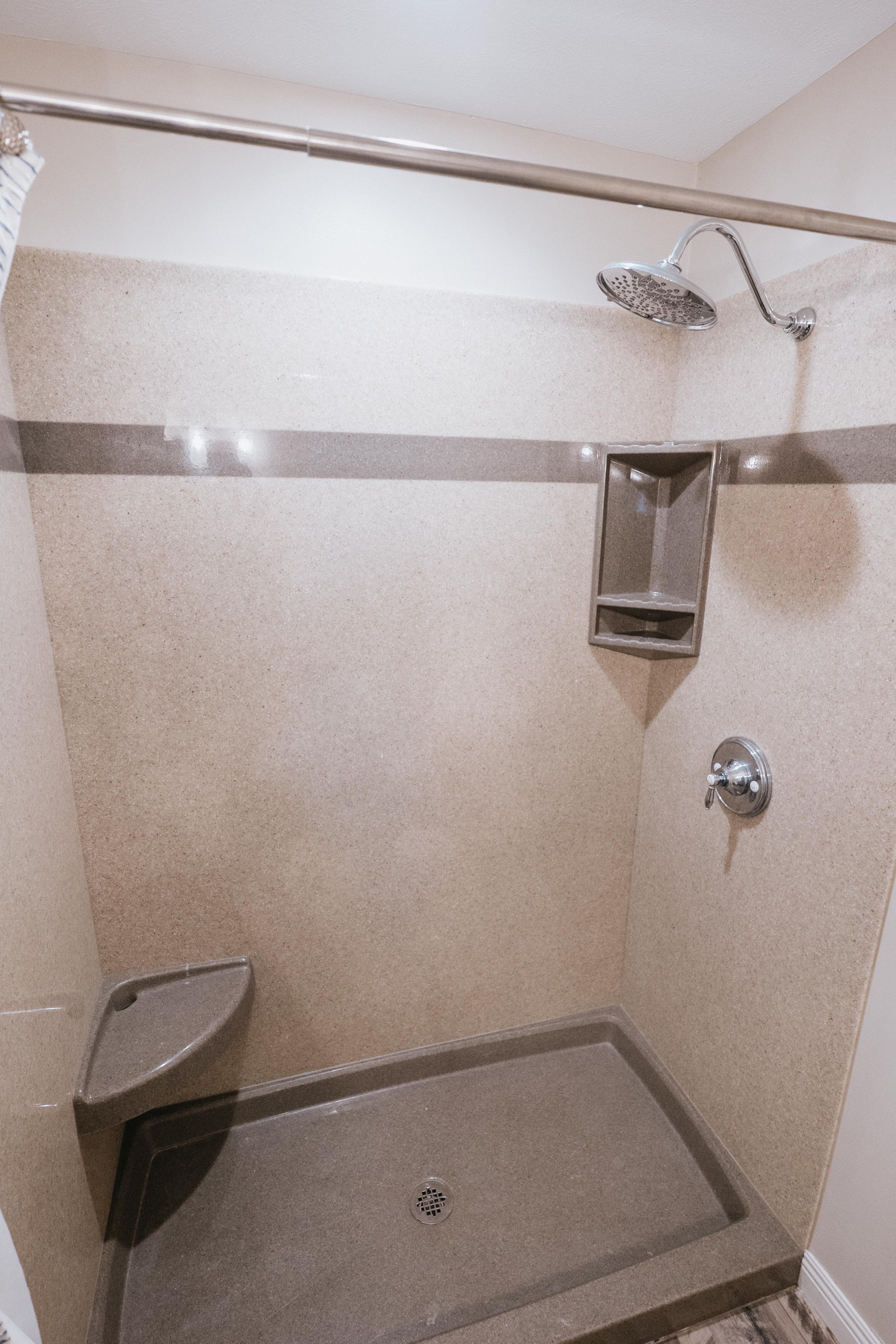 56 North Point Drive 13 - image 26