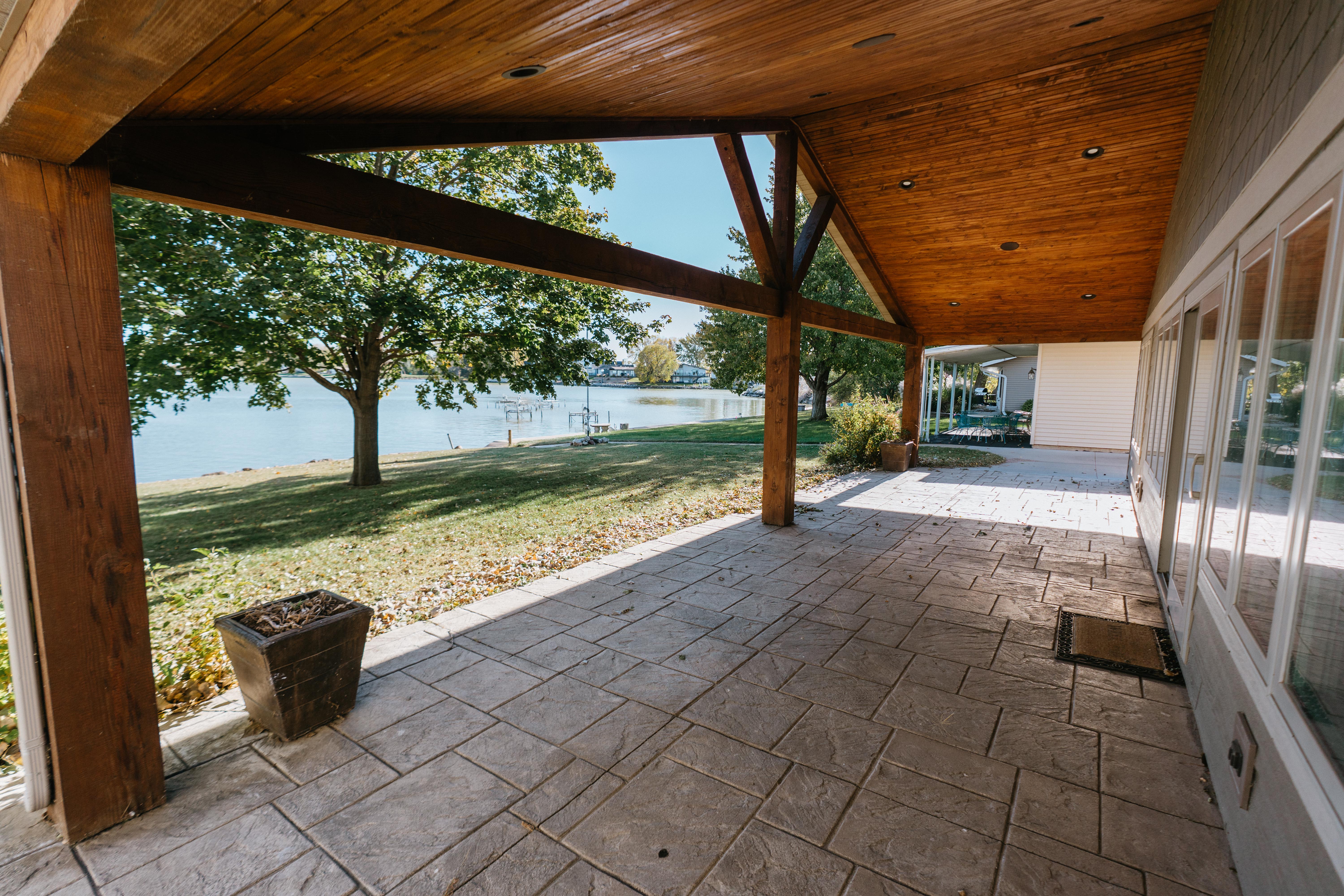 56 North Point Drive 13 - image 6