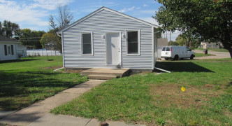 402 S Delaware Avenue , Hastings