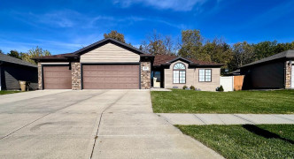 4144 Vermont Ave , Grand Island