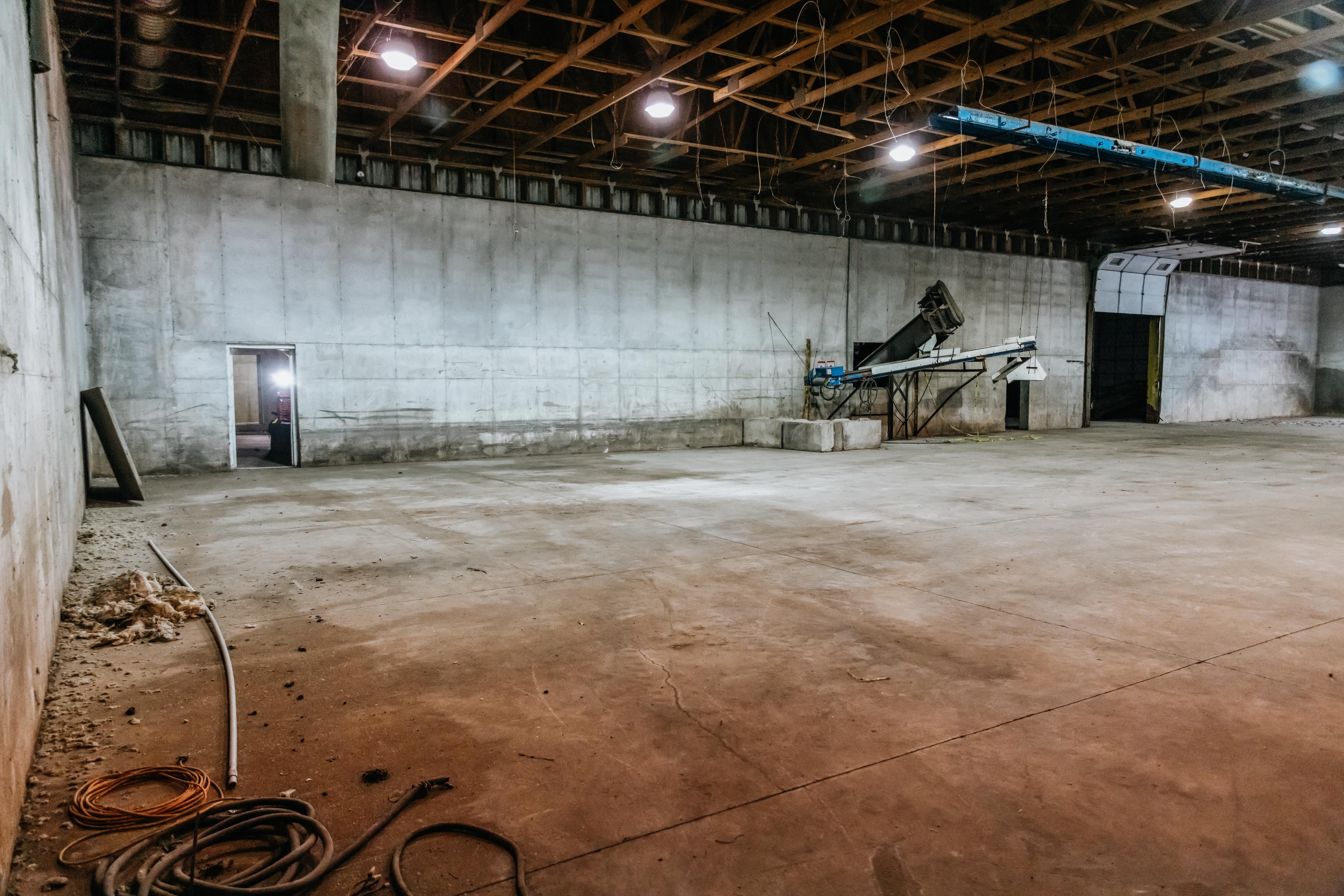 13395 Bell Ave - image 36