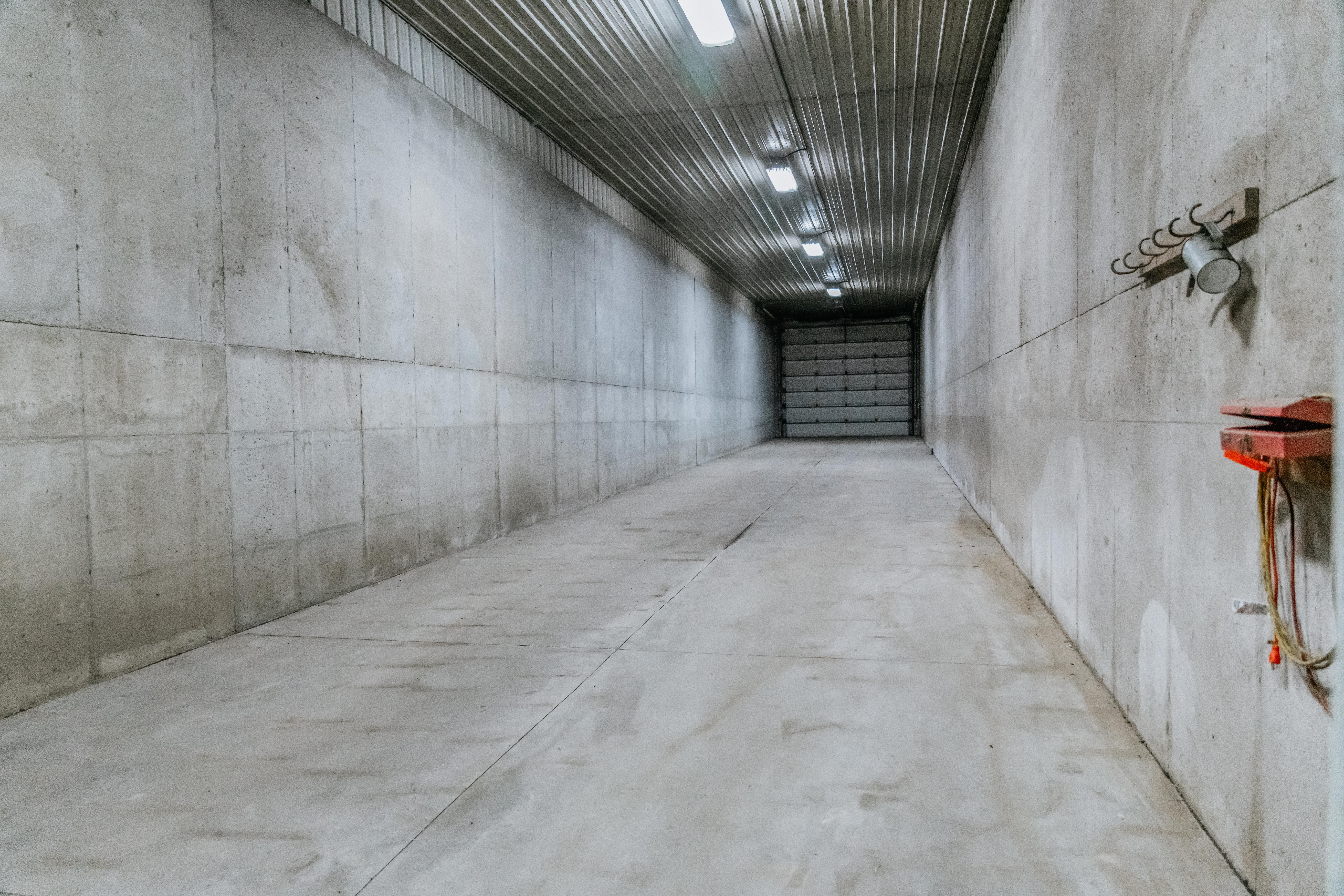 13395 Bell Ave - image 30