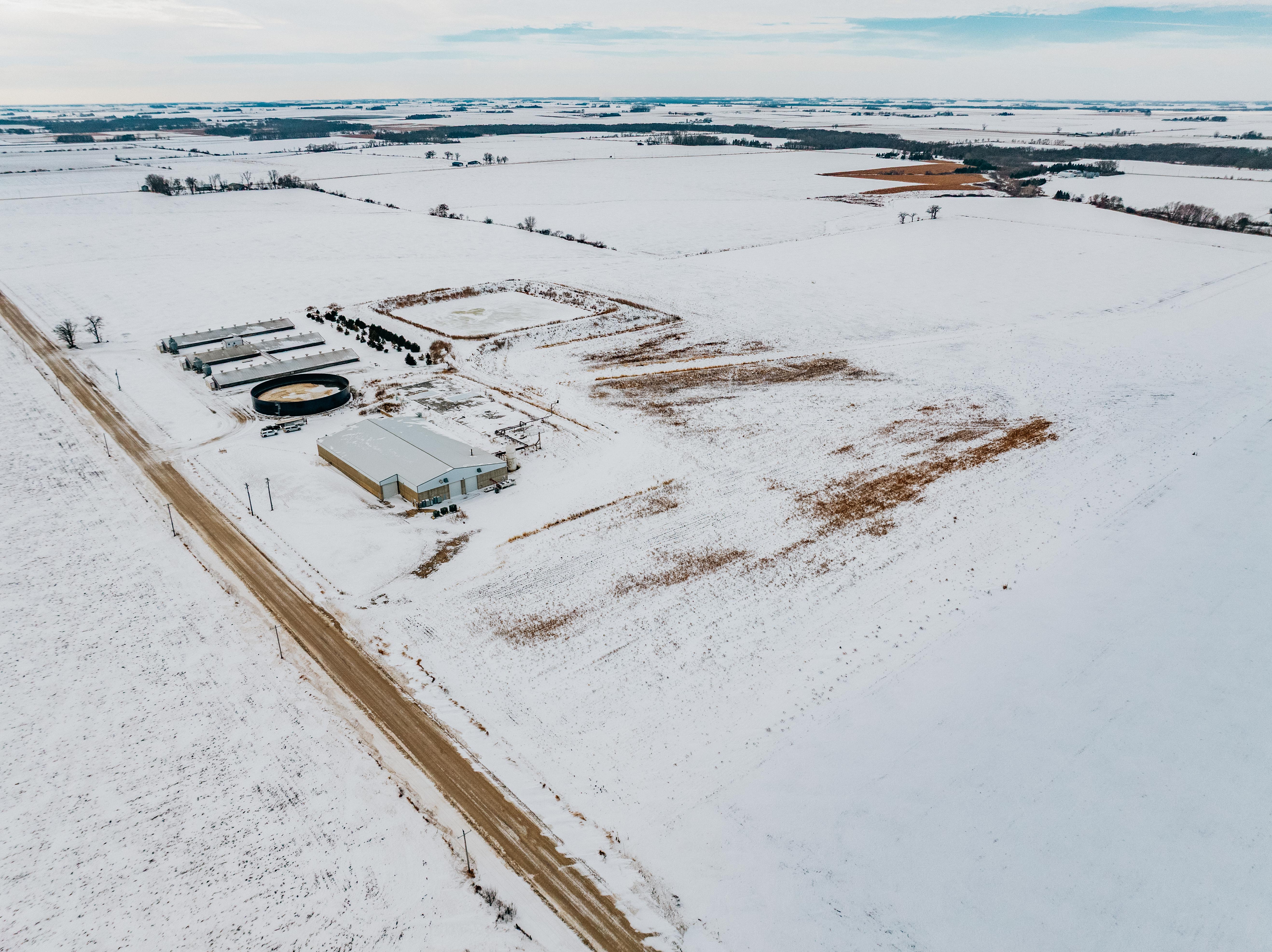 13395 Bell Ave - image 8